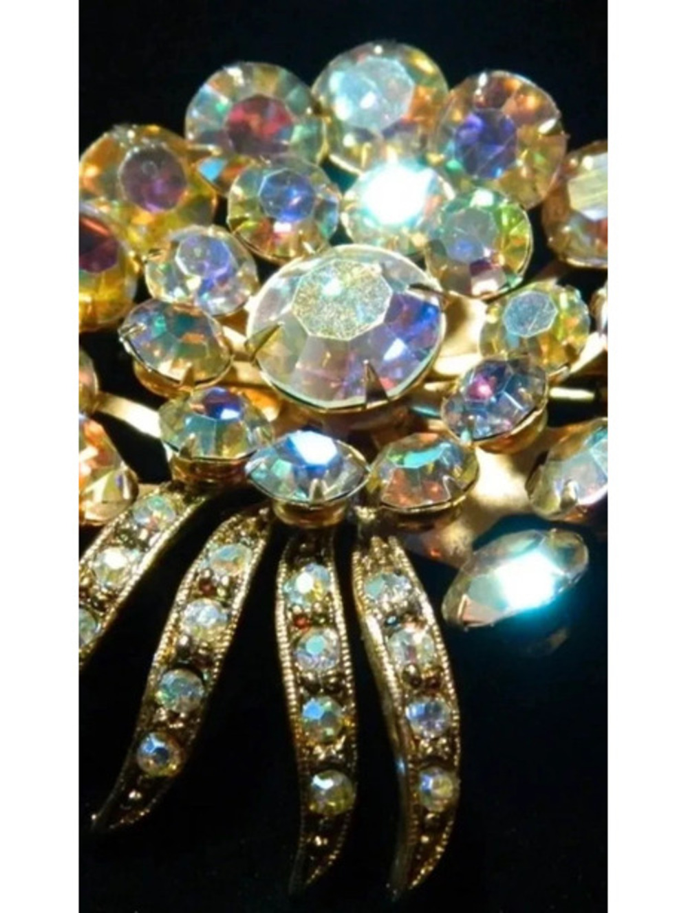 Fabulous Vintage Selini Rainbow Aurora Borealis Brooch Pinnacle